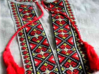 Украинские вышиванки одевают на флеш-мобы и митинги