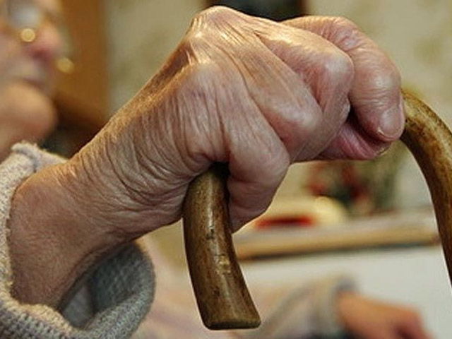 Псевдосоцробітники вкрали у довірливого пенсіонера 10 000 гривень