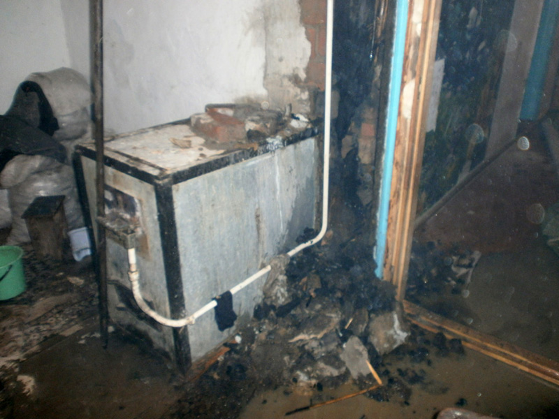 У Гребінківському районі ліквідовано пожежу в приватному житловому будинку