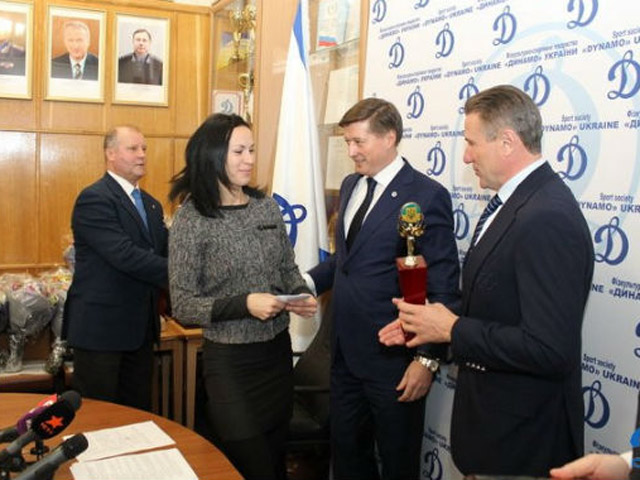 Анна Мельниченко і Вікторія Солнцева отримали нагороди спортивного товариства «Динамо»