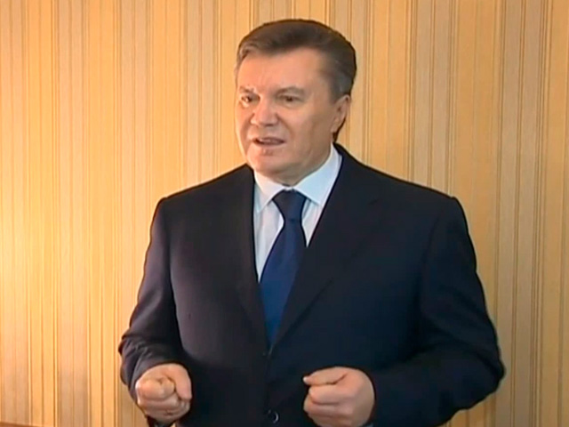 Янукович не бажає подавати у відставку