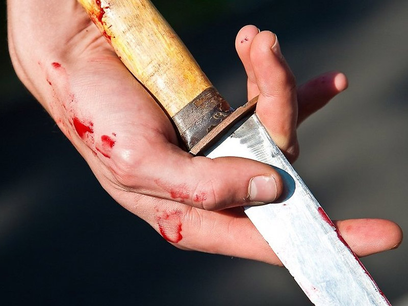 У місті Глобине затримано зловмисника, котрий завдав ножових поранень двом хлопцям