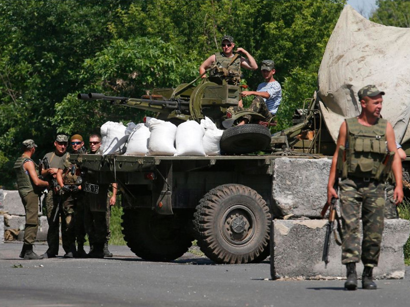 Росія продовжує перекидати нових найманців і зброю в Україну - Тимчук