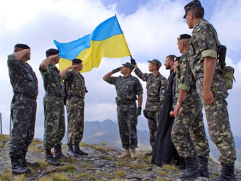 Чому не вводять воєнний стан (ІНФОГРАФІКА)