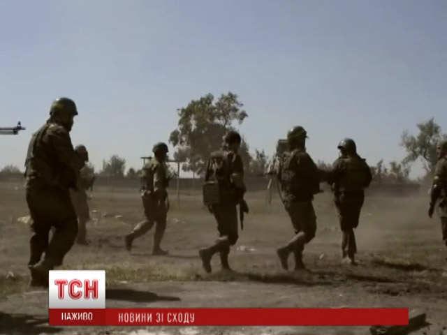 Бійці АТО відбили атаку бойовиків під Горлівкою, а біля Амвросіївки помічене скупчення техніки РФ