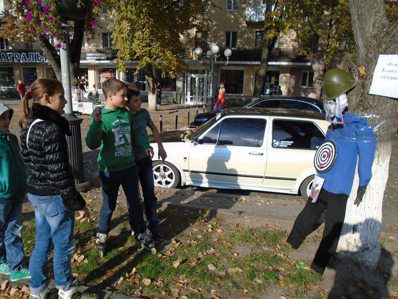 Полтавські волонтери руху «Вільні люди» знову зібрали допомогу
