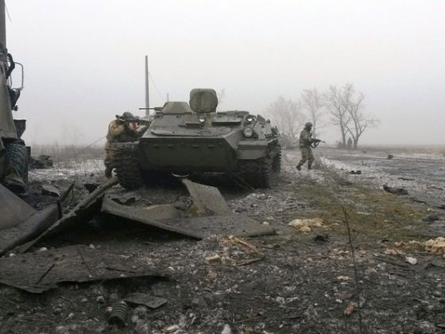 В районі Дебальцевого знищено колону техніки та озброєння бойовиків
