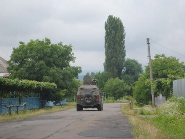 У Мережі з’явилися фото з оточеного силовиками села під Мукачевим