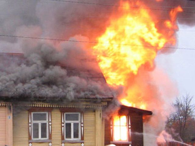 У Козельщині вогнеборці врятували житловий будинок від знищення полум’ям