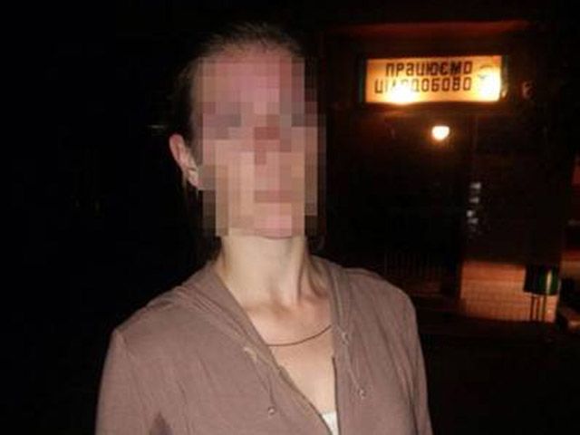 У Полтаві патрульні затримали жінку, яка підозрюється у скоєнні двох грабежів