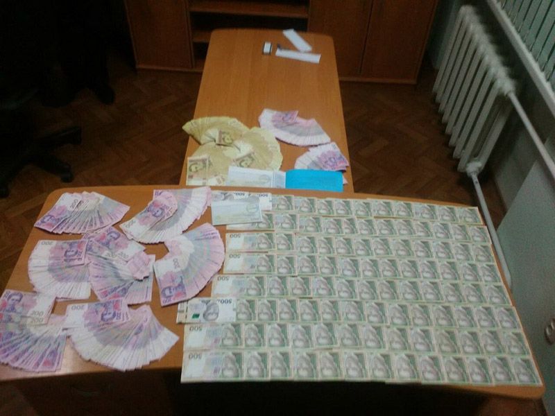 На Полтавщині СБУ припинила діяльність конвертцентру, через який відмивалися гроші військової частини