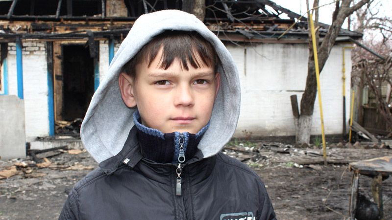 На Полтавщині 10-річний хлопчик врятував із палаючого будинку трьох братів