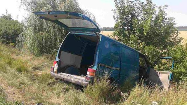 У Гадяцькому районі внаслідок з’їзду у кювет загинув пасажир вантажного мікроавтобусу