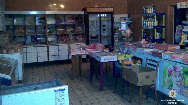 На Миргородщині підлітки обікрали продуктовий магазин