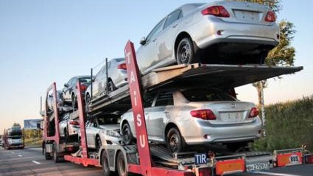 Розмитнення автомобілів на єврономерах значно подешевшає: у Раді зробили резонансну заяву