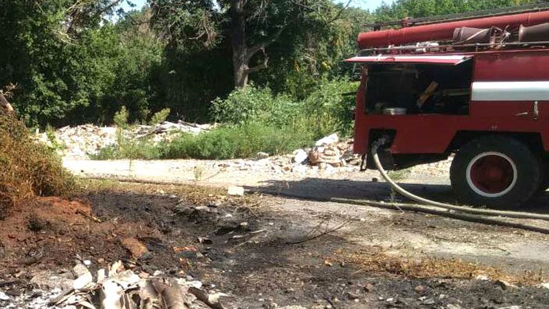 Новосанжарські рятувальники гасили пожежу на відкритій території