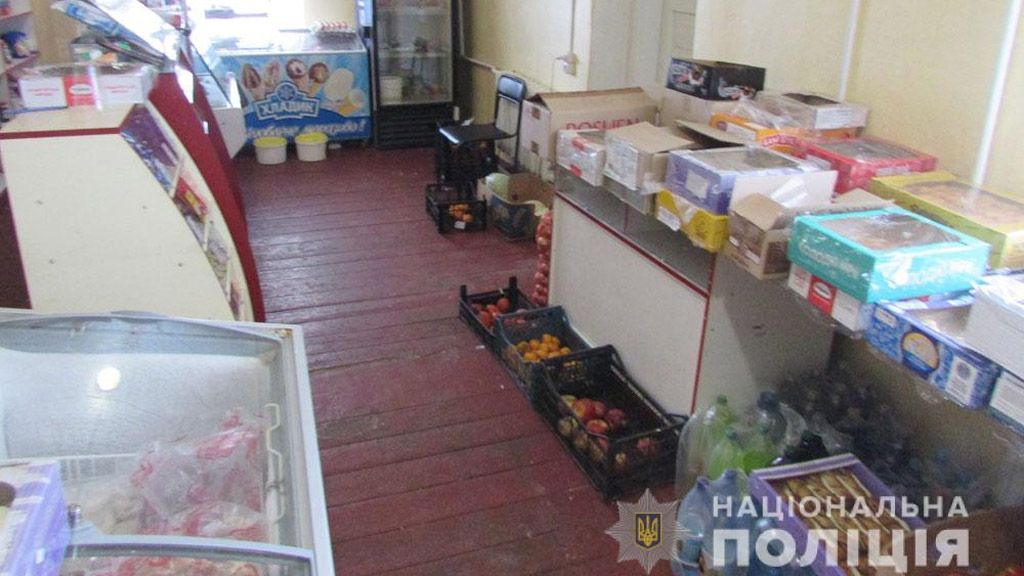 У Великобагачанському районі 24-річний чоловік обікрав продуктовий магазин