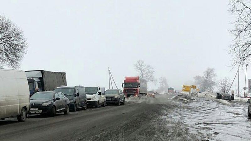 На автодорозі Н–31 Дніпро – Решетилівка заборонено рухатися автівкам, важчим за 10 тонн