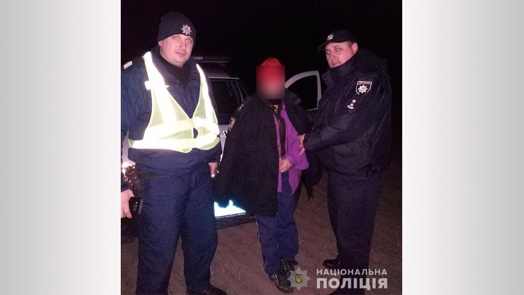 Поліцейські Решетилівщини знайшли жінку, яка заблукала в лісі