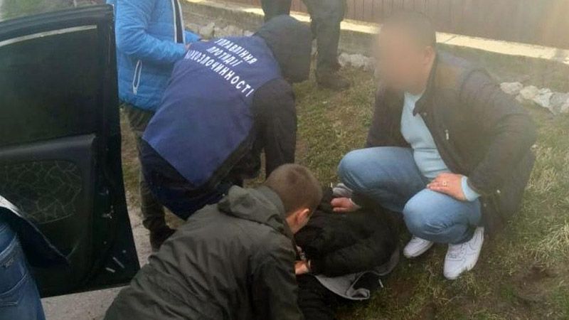 Миргородські поліцейські затримали наркоторговця