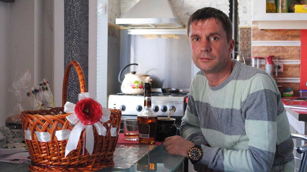 У Полтаві суд призначив 250 тисяч гривень застави активісту Андрію Храмову, який попався на $17000 хабара