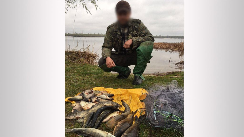 На Кам’янському водосховищі рейдовий патруль вилучив 10 кг незаконного улову