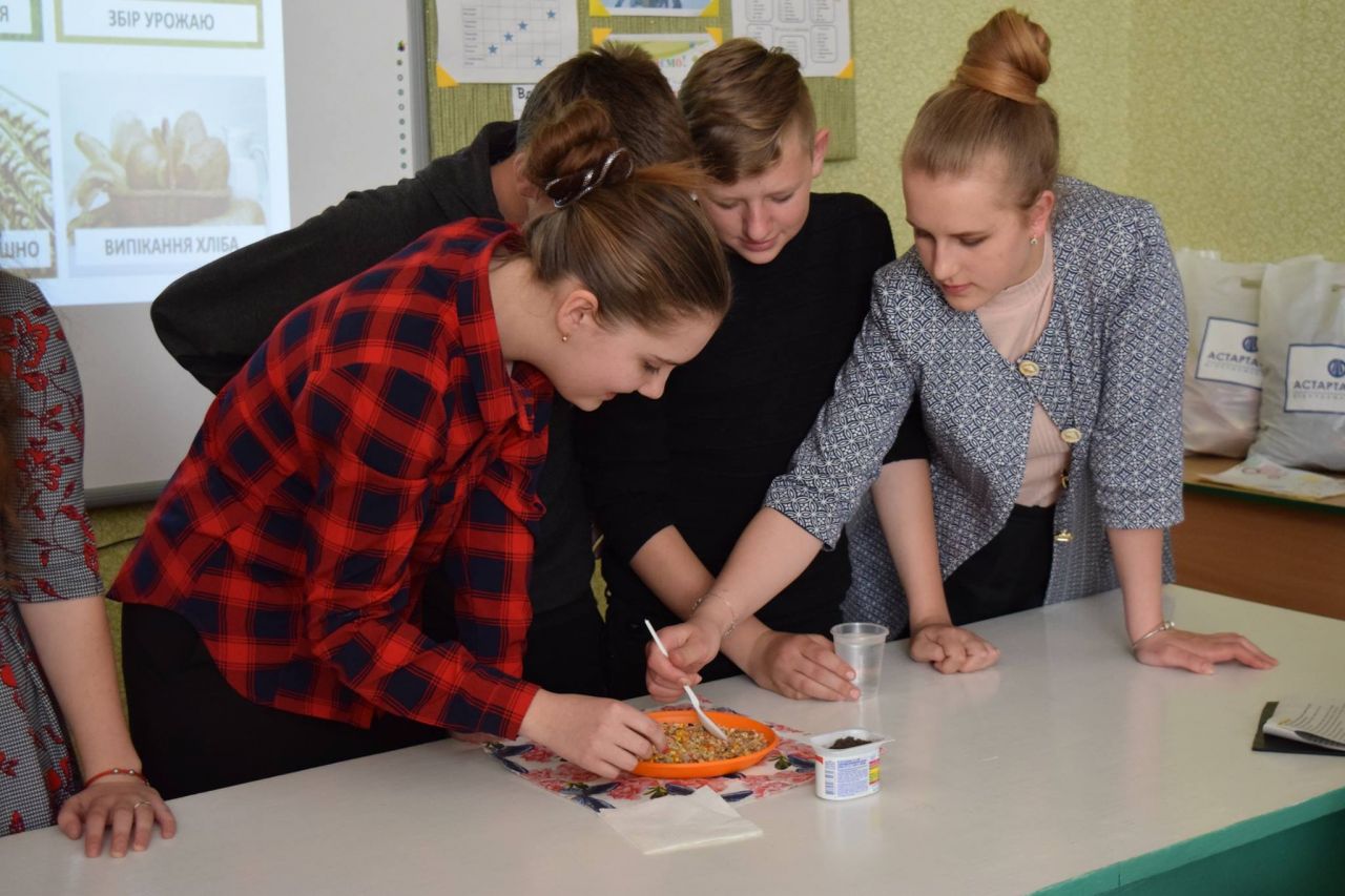 Компанія «Полтавазернопродукт» запускає проект «Моє майбутнє в агро» для школярів Семенівського та Глобинського районів