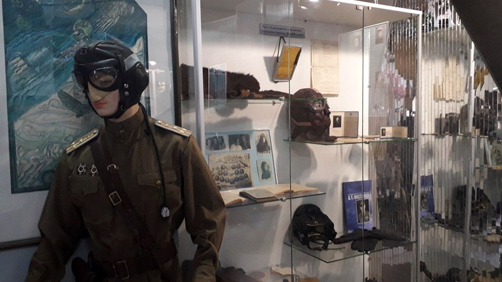 У Полтаві відкрили виставку про військових льотчиків періоду 30- 40-х років ХХ століття