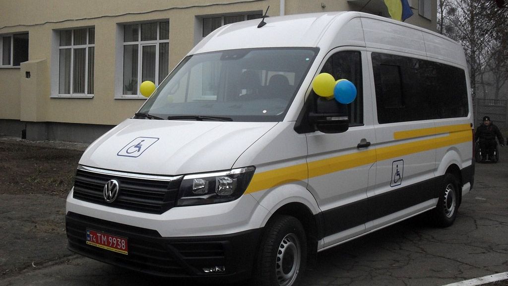 Шевченківський район Полтави отримав спецавтомобіль для перевезення осіб з інвалідністю