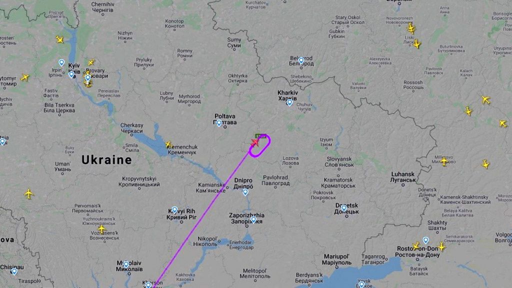 Літак з Уханя з українцями на борту кружляє між Харковом, Дніпром та Полтавою