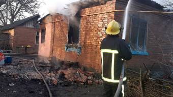 Під час гасіння пожежі в будинку в Новосанжарському районі вогнеборці виявили тіло господаря