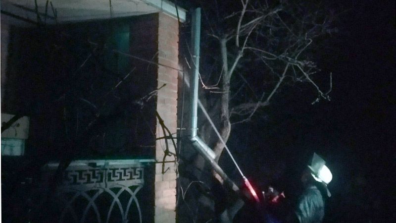 Кобеляцькі вогнеборці врятували від вогню житловий будинок