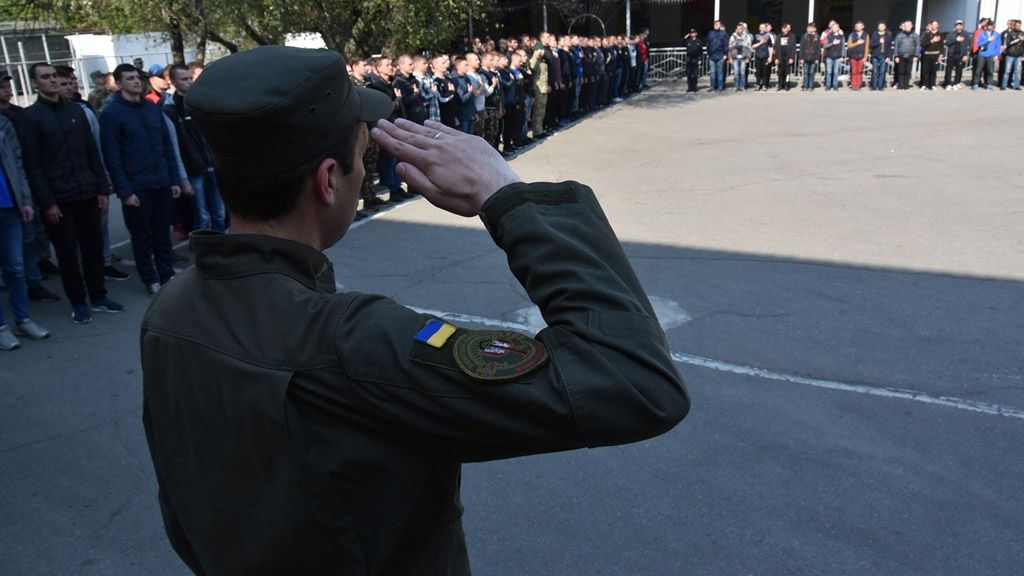 Терміни весняного призову громадян України на строкову військову службу перенесено