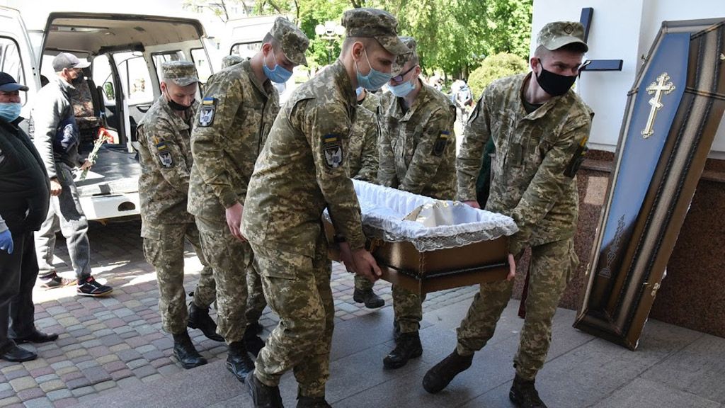 У Полтаві попрощалися з військовою Ольгою Нікішиною