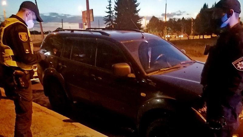 У Полтаві вночі обстріляли автомобіль