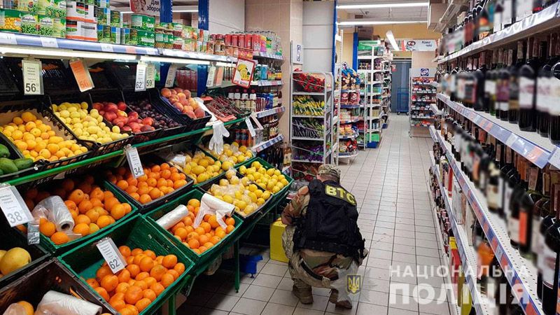 Інформація про замінування мережі супермаркетів «АТБ» та «Сільпо» у Полтаві не підтвердилася