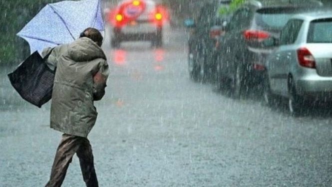 Грози, шквали та град: на Полтавщині оголосили штормове попередження
