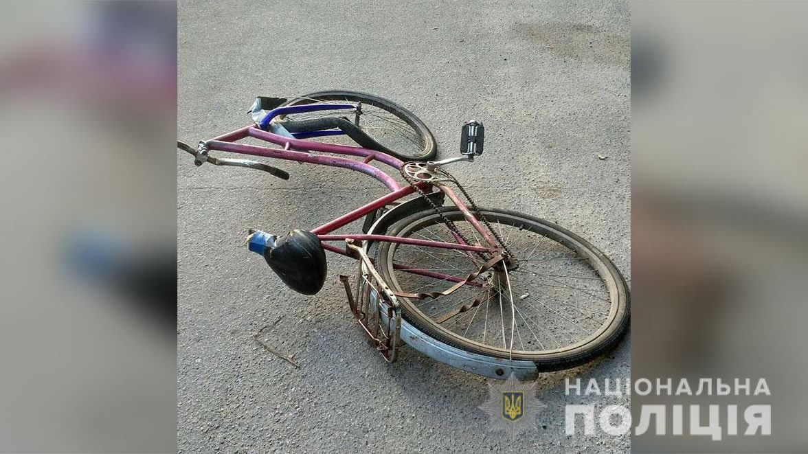 У Кобеляцькому районі в ДТП постраждав велосипедист