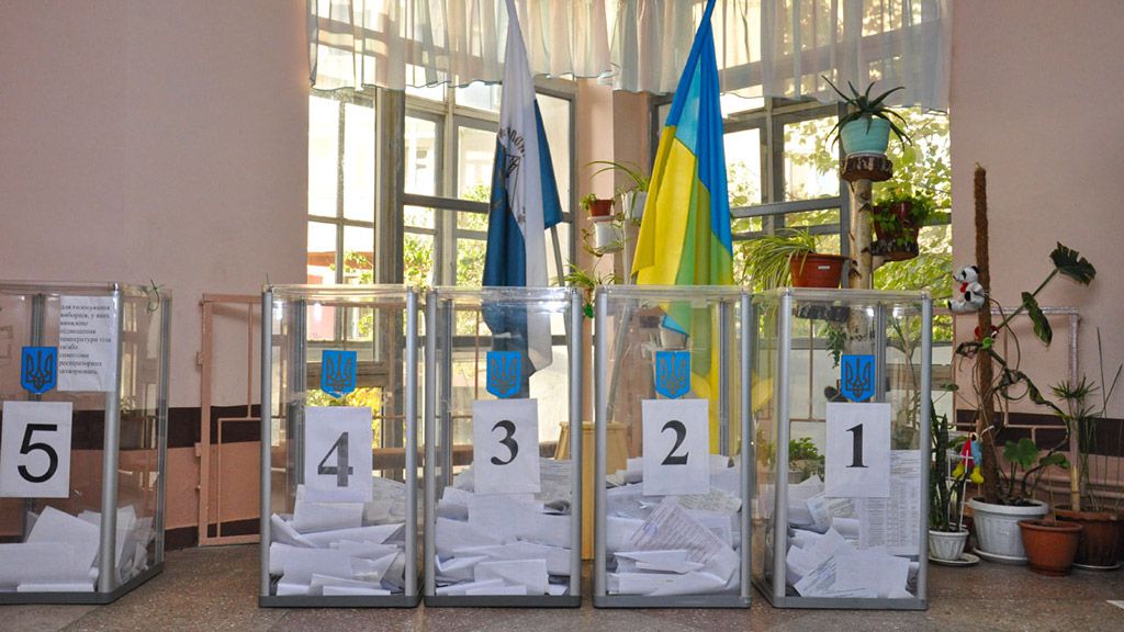 У Полтаві в другий тур виходять Мамай та Іващенко — результат обробітку 35% голосів