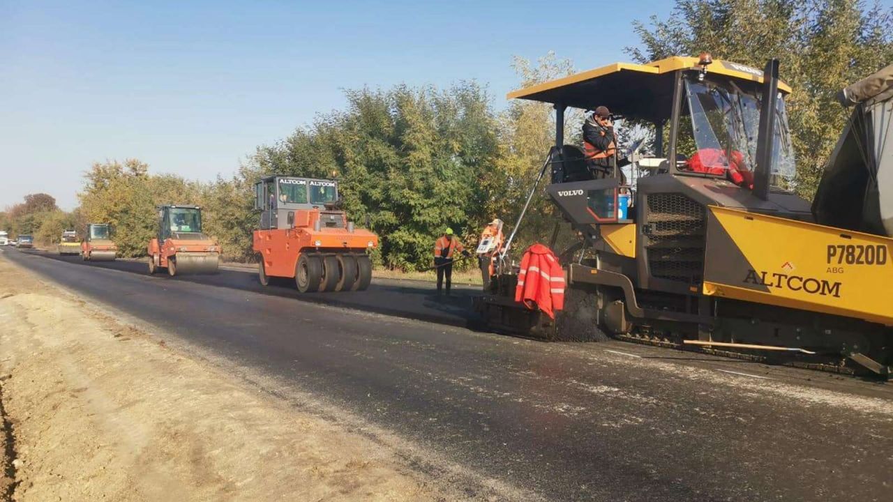 Цього року дорожники відремонтують 30 км автодороги, яка сполучає Полтавську та Сумську області