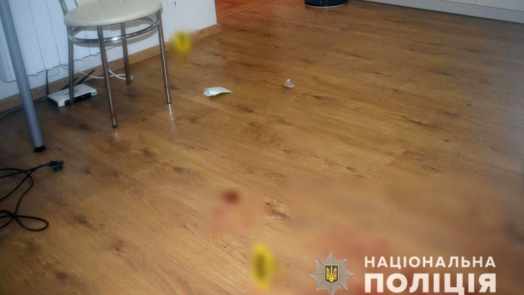 Під Полтавою чоловік порізав ножем двох жінок