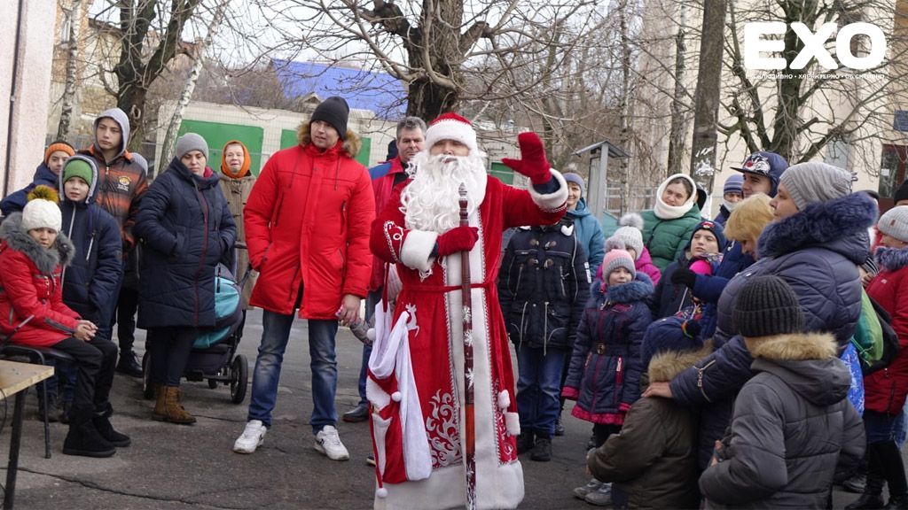 Більше ста кобеляцьких діток отримали подарунки від Руслана Телятника