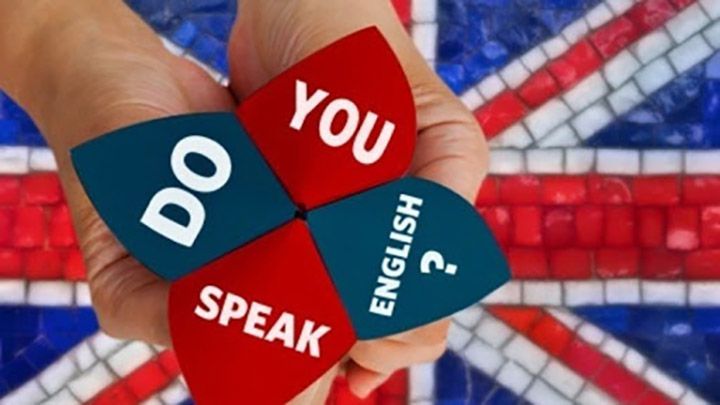Англійська мова повинна стати обов’язковою мовою в Україні – Данилов