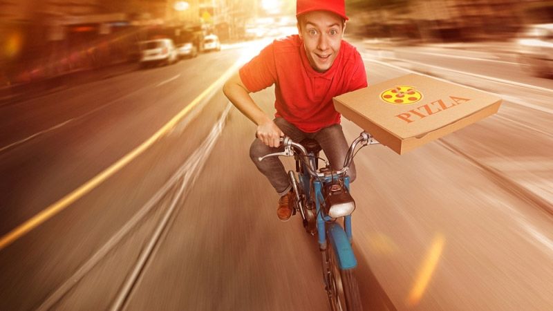 Почему стоит заказать пиццу с доставкой на дом