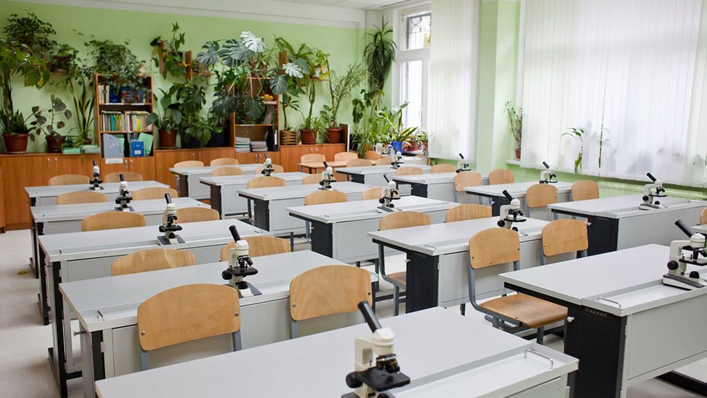 Учням Соколовобалківської школи придбають сучасний кабінет, а для нехворощан шитимуть екоторбини