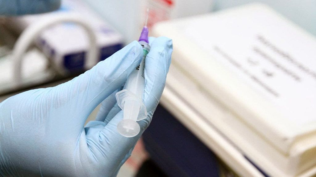 Вакцинація на Полтавщині: де, як і чим