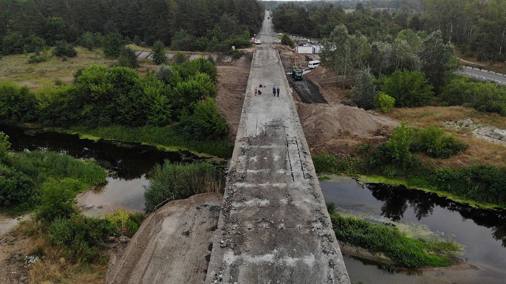 У Опішнянській громаді розпочали демонтаж мосту