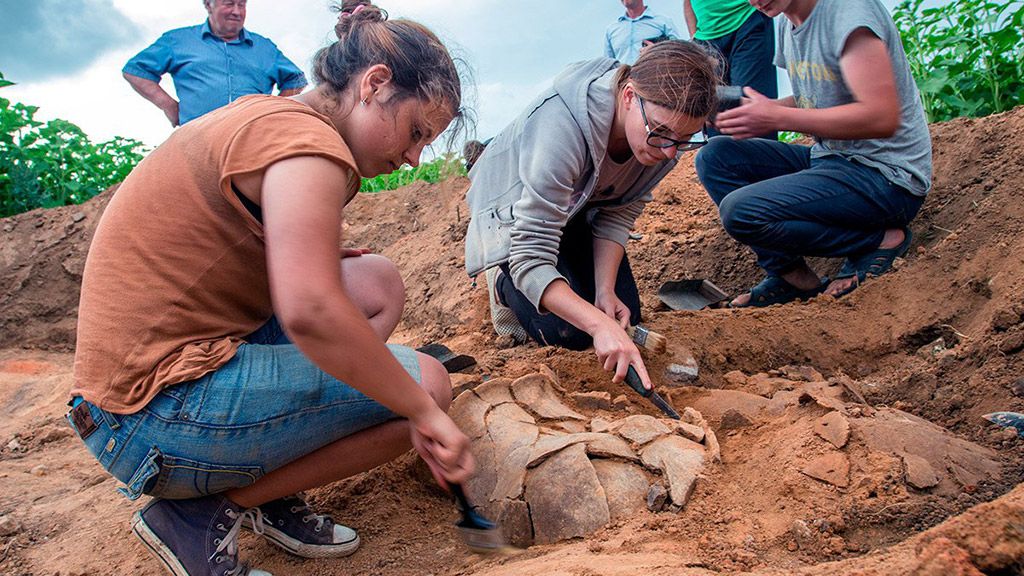 На Полтавщині тривають археологічні розкопки поселення Котельва II