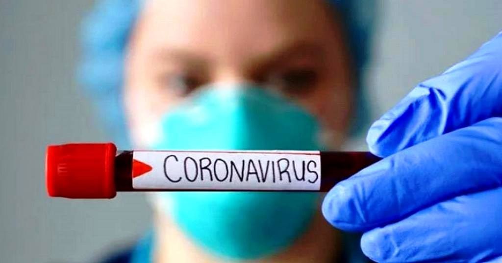 Коронавірус не відступає