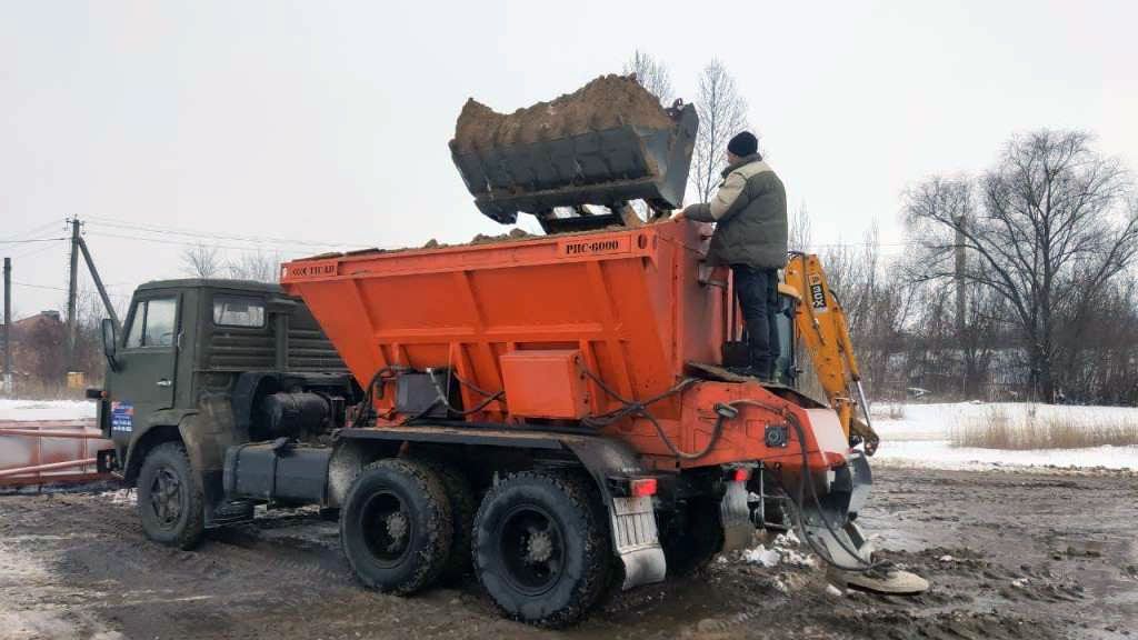 На Полтавщині від снігу розчищено 1136 км доріг